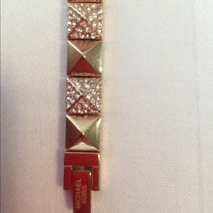 Michael Kors Jewelry - michael kors bracelet Michael Kors Jewelry - michael kors bracelet